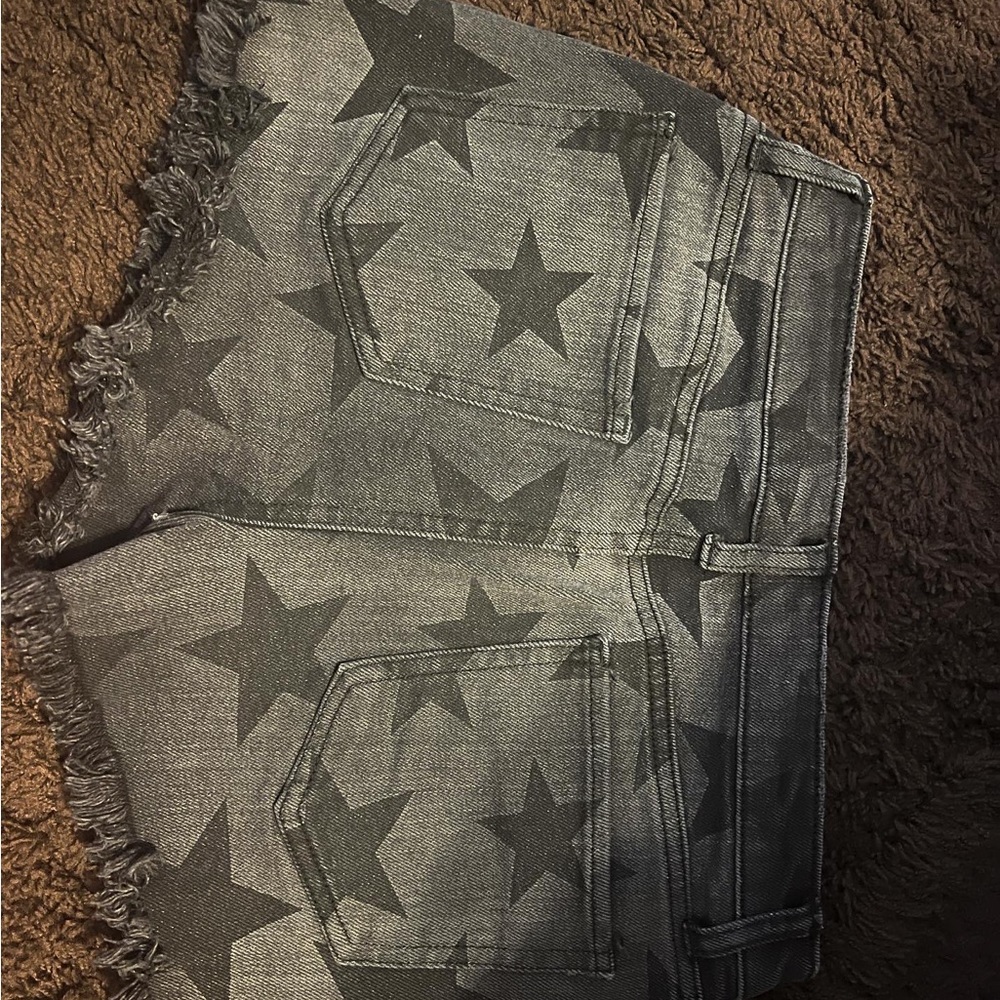 Shorts - Picture 2 of 2